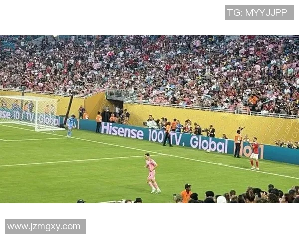 榆林第一女足球星崛起 踏上职业赛场展现无限风采 榆林第一女足球星崛起 踏上职业赛场展现无限风采